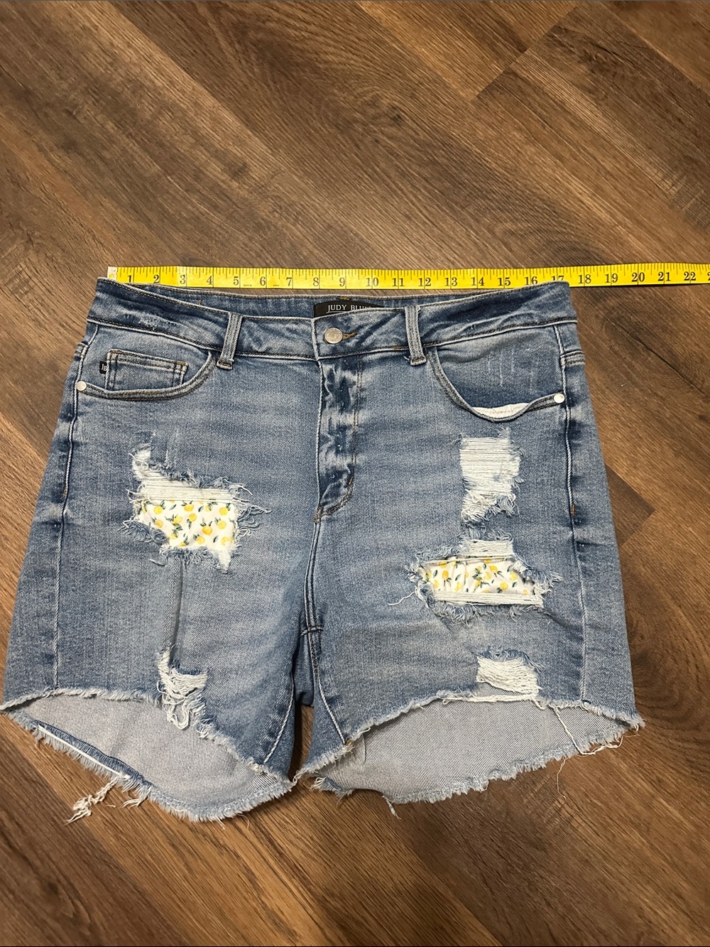 Judy Blue 1XL Light Blue Distressed Denim Shorts with Floral Patch Accents